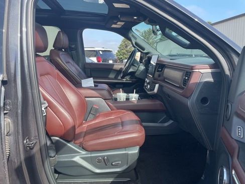 Used 2022 Ford Expedition Max Limited AWD/4WD image 21