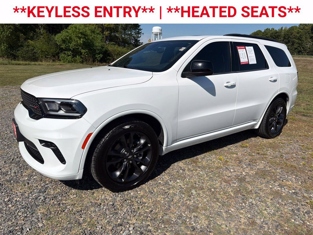 Used 2024 Dodge Durango SXT w/ SXT Blacktop Group RWD image 3