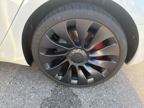 Used 2021 Tesla Model 3 Performance AWD/4WD image 5