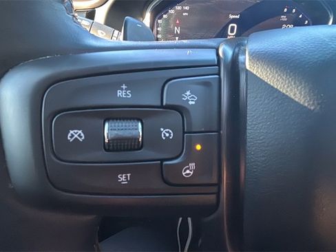 Used 2024 GMC Sierra 1500 AT4 w/ Technology Package image 15