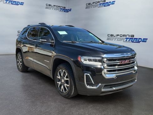 Used 2021 GMC Acadia SLE w/ Driver Convenience Package FWD image 3