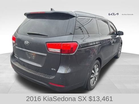 Used 2016 Kia Sedona SX image 8