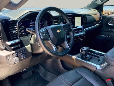 Used 2024 Chevrolet Silverado 1500 High Country w/ High Country Premium Package AWD/4WD image 18