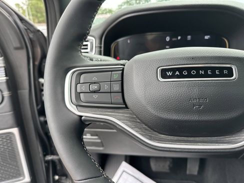 New 2024 Jeep Wagoneer L Series III w/ Convenience Group I image 12