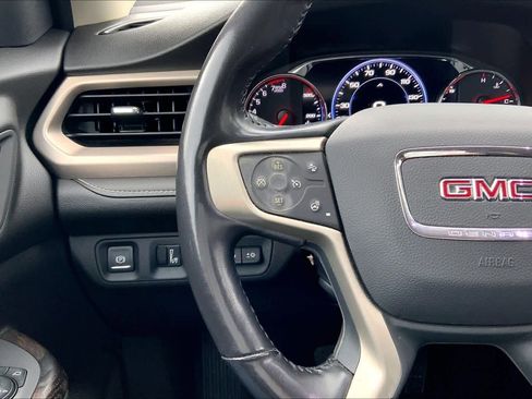 Used 2021 GMC Acadia Denali w/ Denali Ultimate Package image 23