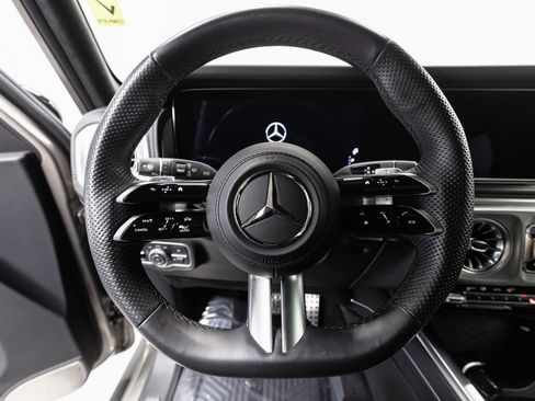 Used 2025 Mercedes-Benz G 550 image 12