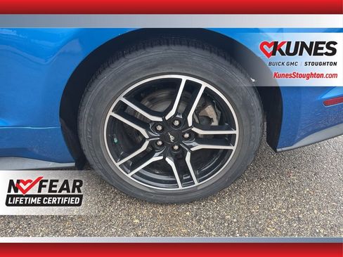 Used 2021 Ford Mustang Premium image 18