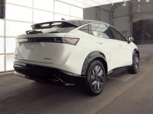 Used 2023 Nissan Ariya FWD image 5