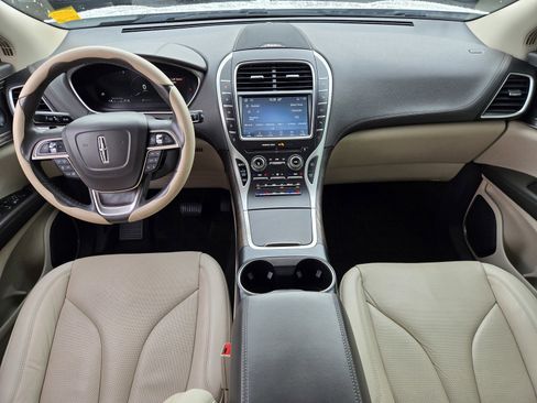 Used 2019 Lincoln Nautilus Reserve AWD/4WD image 14