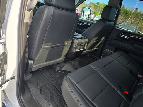 New 2026 GMC Sierra 2500 Denali w/ Denali Reserve Package image 29