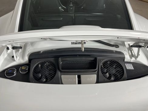 Certified 2019 Porsche 911 Turbo image 17