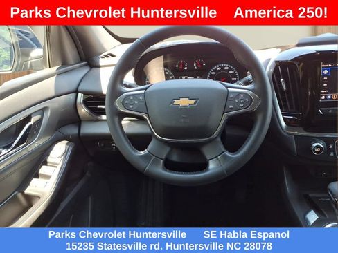 Certified 2022 Chevrolet Traverse LT FWD image 23