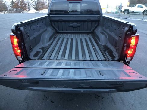 Used 2023 Chevrolet Colorado Trail Boss w/ Technology Package image 22