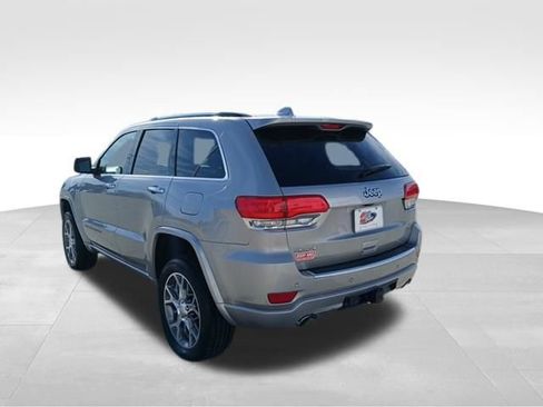 Used 2021 Jeep Grand Cherokee Overland AWD/4WD image 3