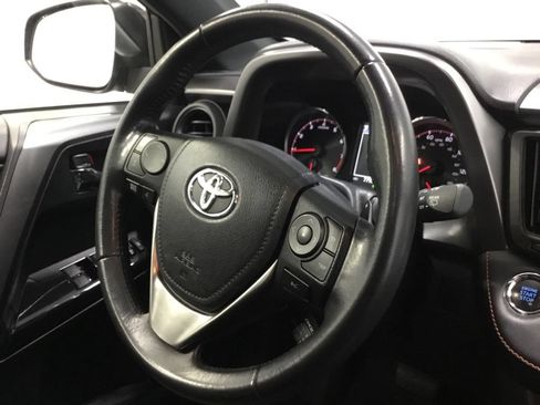 Used 2017 Toyota RAV4 SE AWD/4WD image 27