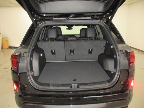 New 2026 GMC Terrain AT4 image 8