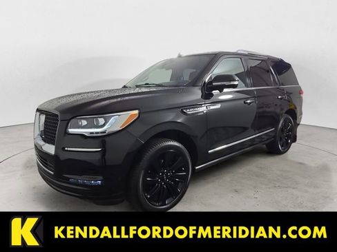 Used 2024 Lincoln Navigator Reserve w/ Equipment Group 201A image 1