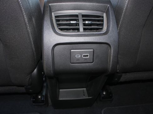 Used 2024 Chevrolet Blazer LT w/ Convenience Package image 18