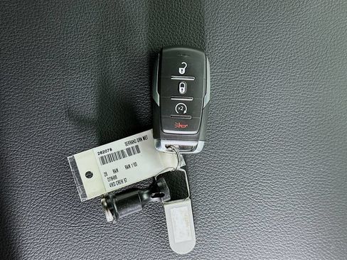 New 2026 RAM 1500 Big Horn AWD/4WD image 20