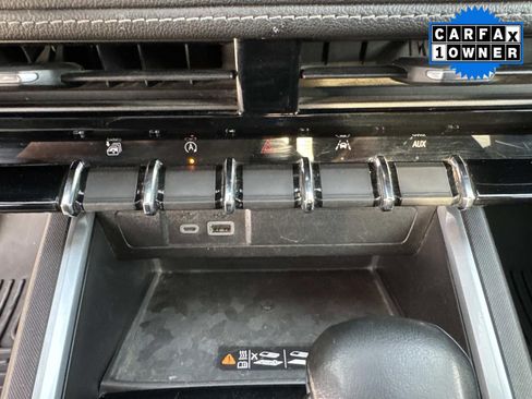 Used 2023 Chevrolet Colorado LT w/ LT Convenience Package II image 31