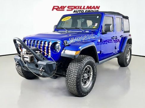 Used 2018 Jeep Wrangler Unlimited Sport AWD/4WD image 3