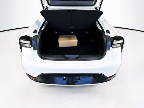 New 2026 Toyota Prius Plug-In Hybrid image 25