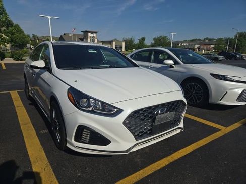 Used 2018 Hyundai Sonata Sport FWD image 1