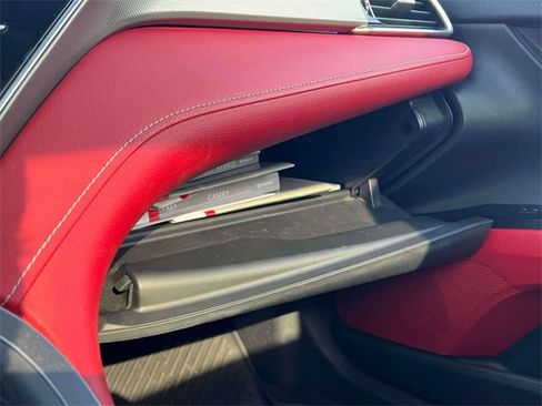 Used 2018 Toyota Camry XSE image 26