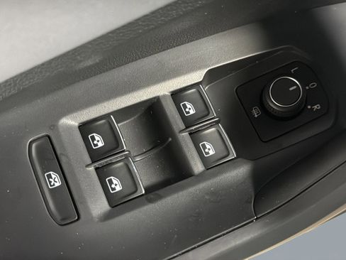 New 2026 Volkswagen Jetta SE FWD image 15