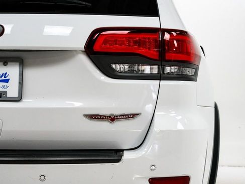 Used 2021 Jeep Grand Cherokee Trailhawk image 32
