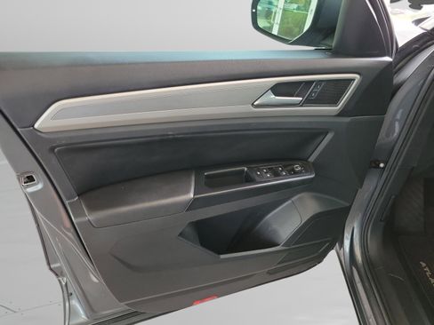Used 2019 Volkswagen Atlas SE FWD image 6
