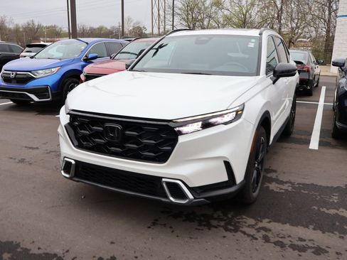 Used 2023 Honda CR-V Sport Touring image 3