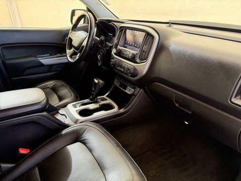 Used 2018 Chevrolet Colorado ZR2 image 16