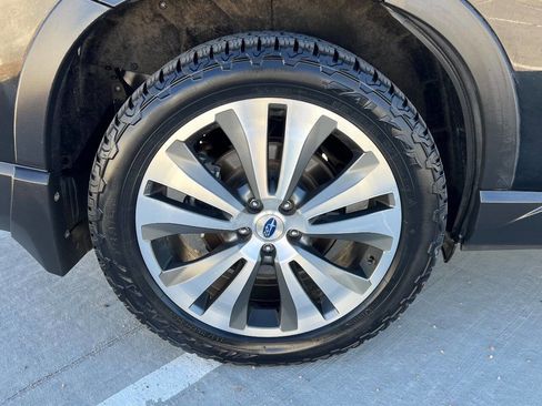 Used 2019 Subaru Ascent Limited image 25