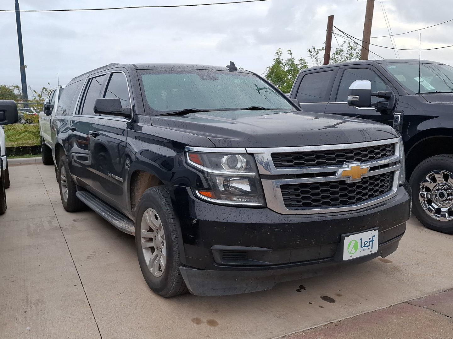 Used 2019 Chevrolet Suburban LT RWD image 6