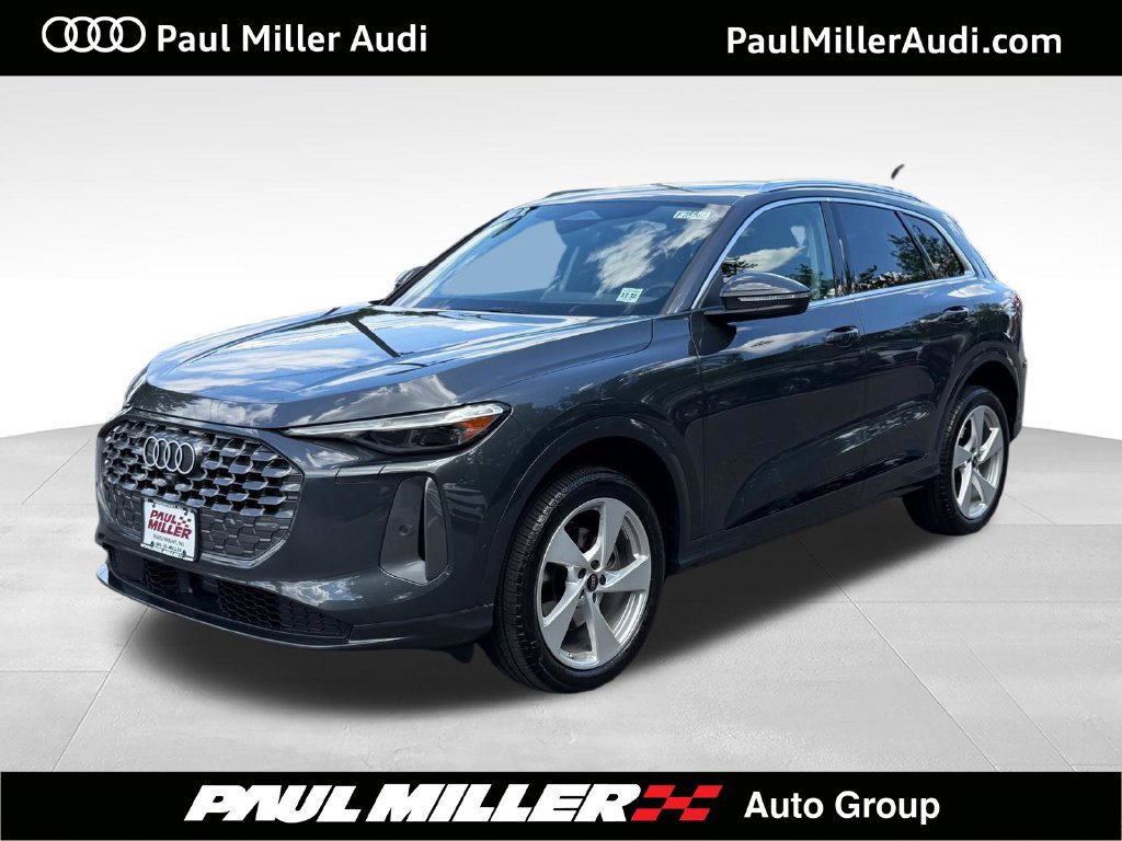 Used 2025 Audi Q5 Premium Plus w/ Premium Plus AWD/4WD 360° Tour