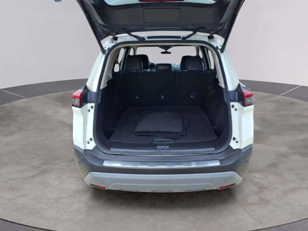 Certified 2021 Nissan Rogue SV w/ Premium Package FWD image 19