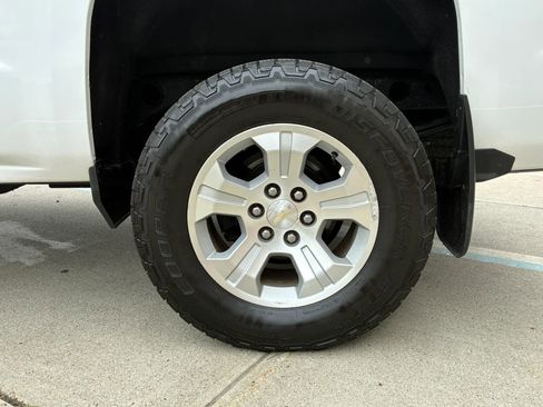 Used 2017 Chevrolet Silverado 1500 LT w/ All Star Edition AWD/4WD image 30