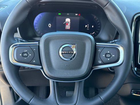 New 2026 Volvo XC40 B5 Ultra w/ Climate Package image 27