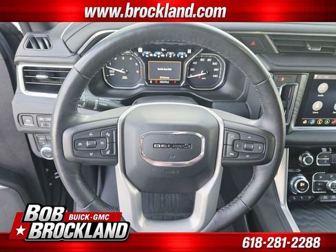 Used 2021 GMC Yukon Denali w/ Denali Ultimate Package AWD/4WD image 24