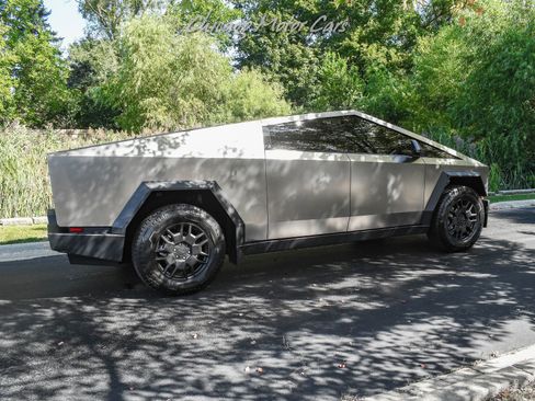 Used 2024 Tesla Cybertruck Cyberbeast image 5
