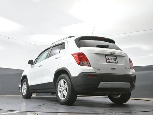 Used 2016 Chevrolet Trax LT w/ LT Convenience Package FWD image 53