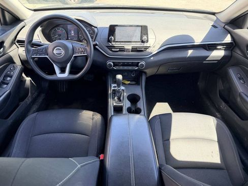 Used 2021 Nissan Altima 2.5 S FWD image 6
