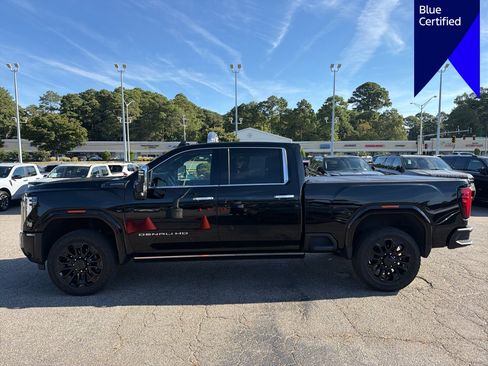 Used 2024 GMC Sierra 2500 Denali Ultimate AWD/4WD image 8