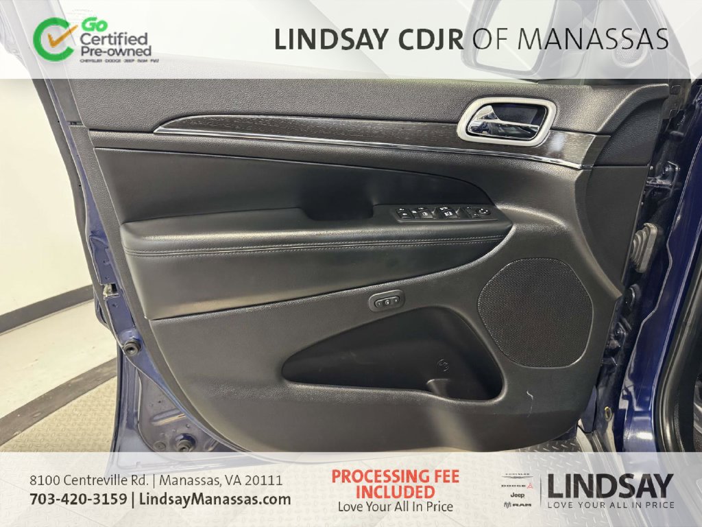 Used 2018 Jeep Grand Cherokee Limited AWD/4WD image 18