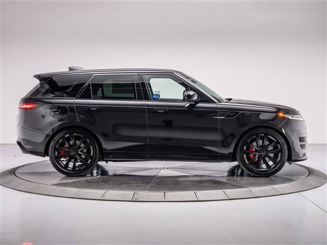New 2027 Land Rover Range Rover Sport Dynamic SE AWD/4WD image 6
