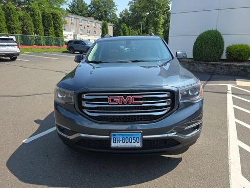 Used 2019 GMC Acadia SLT w/ LPO, Floor Liner Package AWD/4WD image 2
