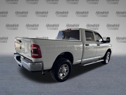 Used 2024 RAM 2500 Tradesman w/ Chrome Appearance Group AWD/4WD image 9