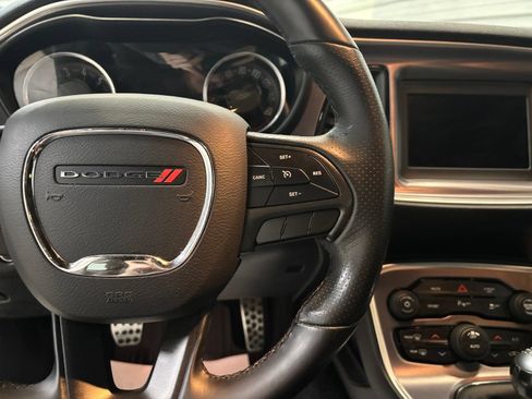 Used 2019 Dodge Challenger R/T RWD image 13
