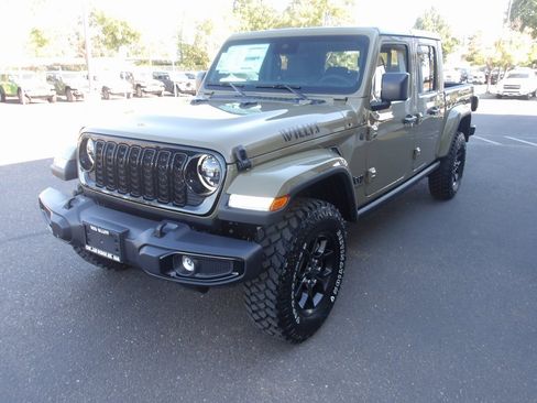 New 2025 Jeep Gladiator Willys image 4